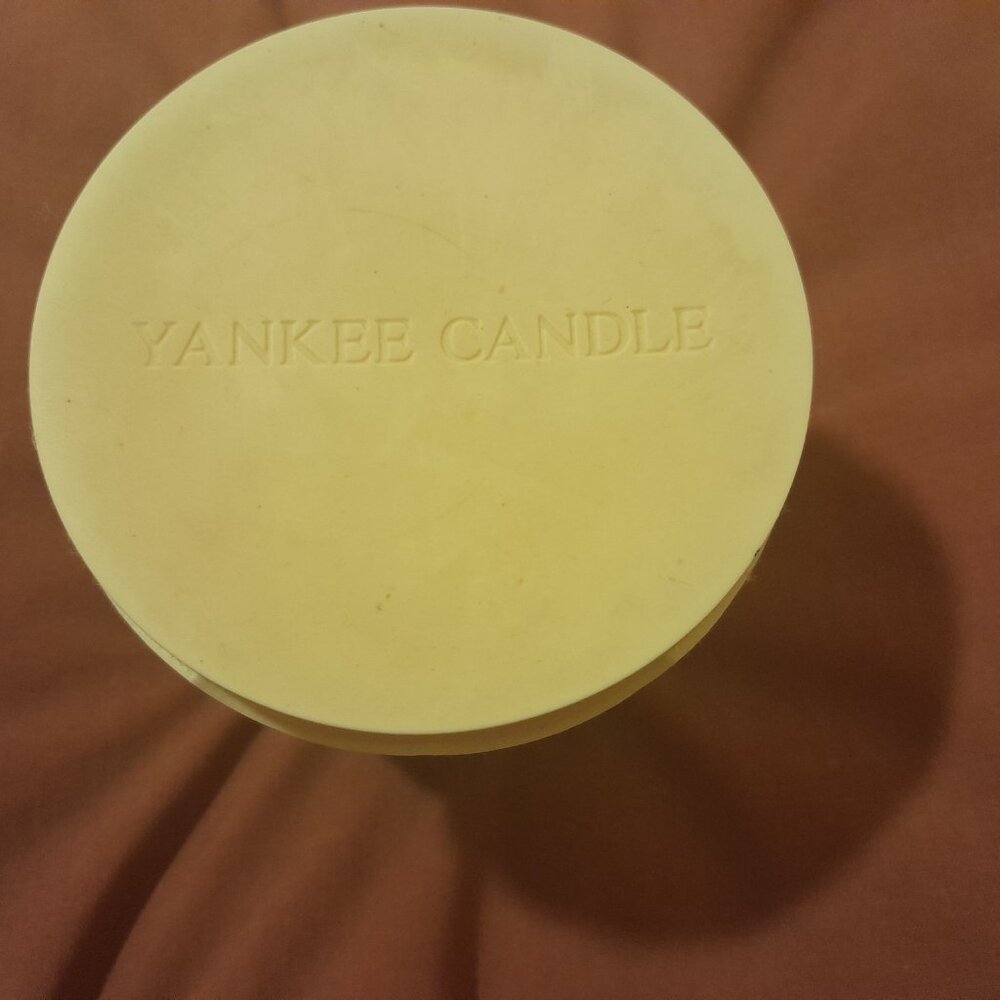 RARE Yankee Candle Red Velvet Cake - Picture 5 of 5